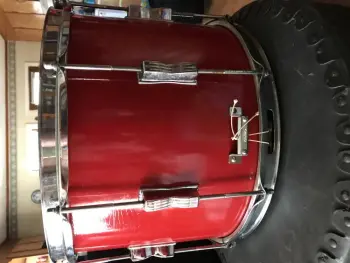 Need help identifying an approximate year of this Ludwig snare.