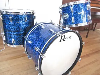 This is the Display Your Rogers Drums Thread