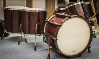 Joyous Lake drums