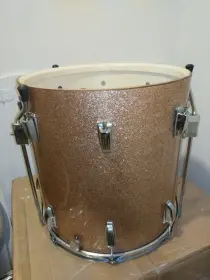 60's Ludwig floor tom champagne sparkle