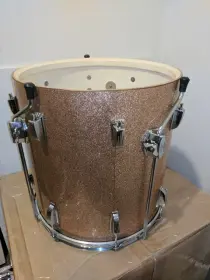 60's Ludwig floor tom champagne sparkle