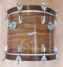 Rogers 18&quot; Bass drum. Legit? I need your thoughts Roger experts!!