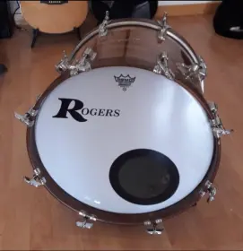 Rogers 18&quot; Bass drum. Legit? I need your thoughts Roger experts!!
