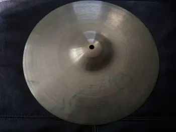Vintage Cymbal Looks Like Zildjian but No Stamp????