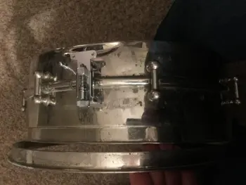 Any ideas on year range of this Ludwig snare
