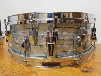 Ludwig snare in Butcher Block wrap???
