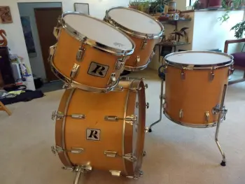 This is the Display Your Rogers Drums Thread