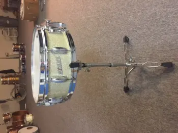 Vintage Pearl Snare