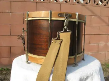 Anybody else on here collect marching drums ?