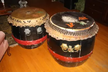 Some vintage Chinese toms