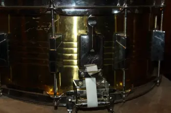Dixon snare drum