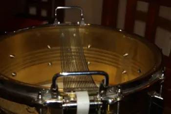 Dixon snare drum