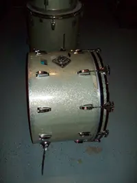 A few Ludwig questions from a noobie