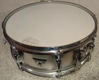 Ludwig Standard Lugs Switcheroo