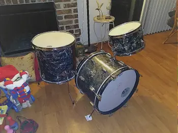 Rogers Black Diamond Pearl Drums For....