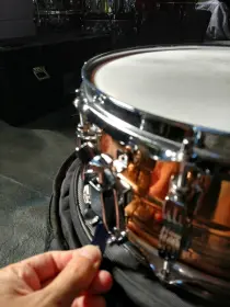 Questions about a Ludwig Black/White badge Copper Snare