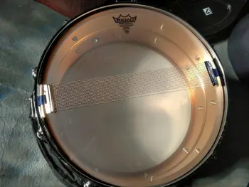 Questions about a Ludwig Black/White badge Copper Snare