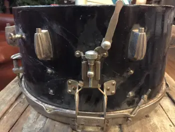 Pre war Slingerland Radio King snare: looking for details