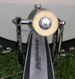 Is this a Ludwig Standard pedal?