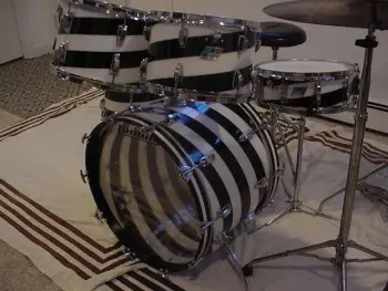 This is the Display Your Vistalite/Acrylic Drums Thread
