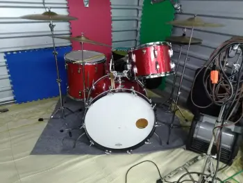 Ludwig Red Sparkle Drums