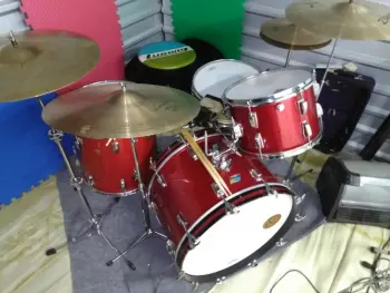 Ludwig Red Sparkle Drums