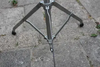 1980s Pearl Deluxe cymbals &amp; 903E cymbal effect stand