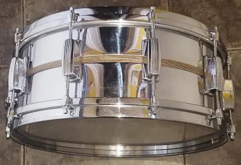 VintageFranco Milan Italy snare drum need help to i.d,