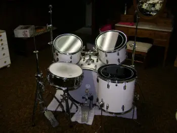 Premier guys looking for floor tom holder mount bracket