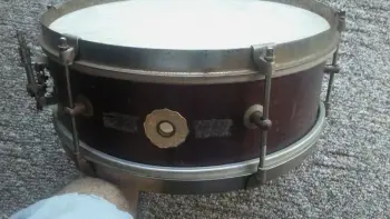 Vintage kent snare drum
