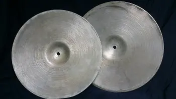 15&quot; Zildjian hihats - Misplaced stamp (?)