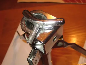 Rogers 60s era wing nut for Swivomatic swan-legged snare stand
