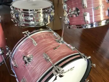 1965 Rogers SwingTime No. 2816 Outfit in Wine Red Ripple Pearl