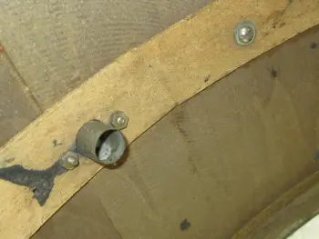 Mystery bass drum-need help identifying