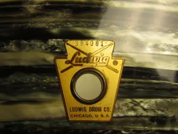 1966 Ludwig 9X13 Tom in Black Oyster Pearl