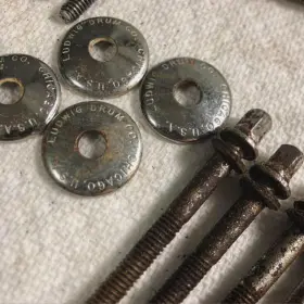 I need your crappy 60s/70s Ludwig hardware!