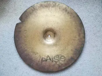 Stamp-less Paiste?