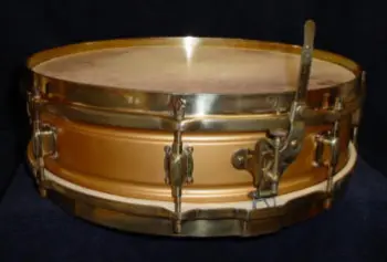 Leedy snare drum....