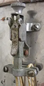 help identifying early strainer
