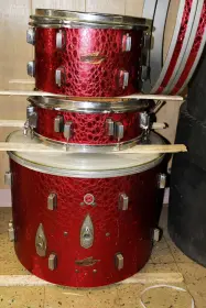 For sale 1964 trixon in red croco!