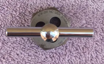 Slingerland 70s Tom mount fastener thread