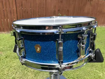 WFL snare weird shell construction