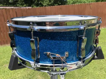 WFL snare weird shell construction