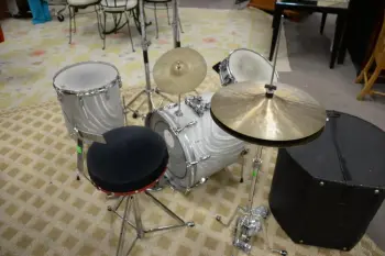 Greten Drums in Cysler Pearl