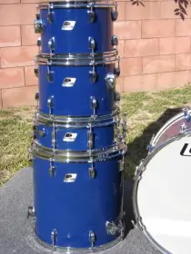 Question about Ludwig lug hole spacing