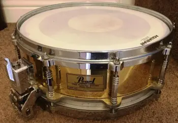 Vintage Pearl Free Floating Brass Snare Drum..Help.