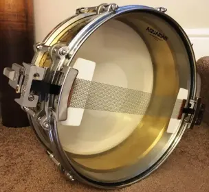 Vintage Pearl Free Floating Brass Snare Drum..Help.