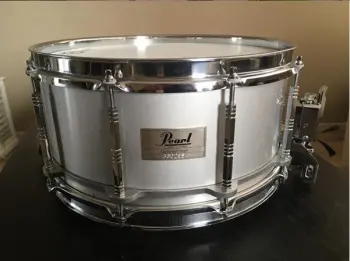 Vintage Pearl Free Floating Brass Snare Drum..Help.