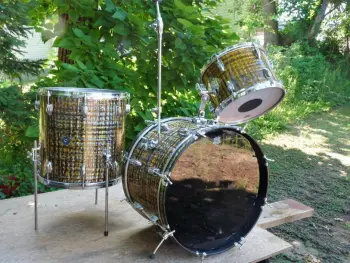 1960s MIJ Purple / Black Diamond Pearl