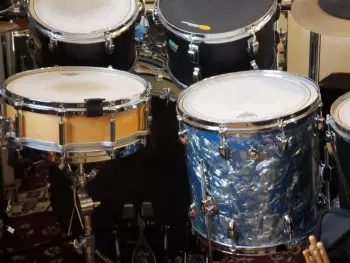 Pearl 14 x 14 Floor Tom